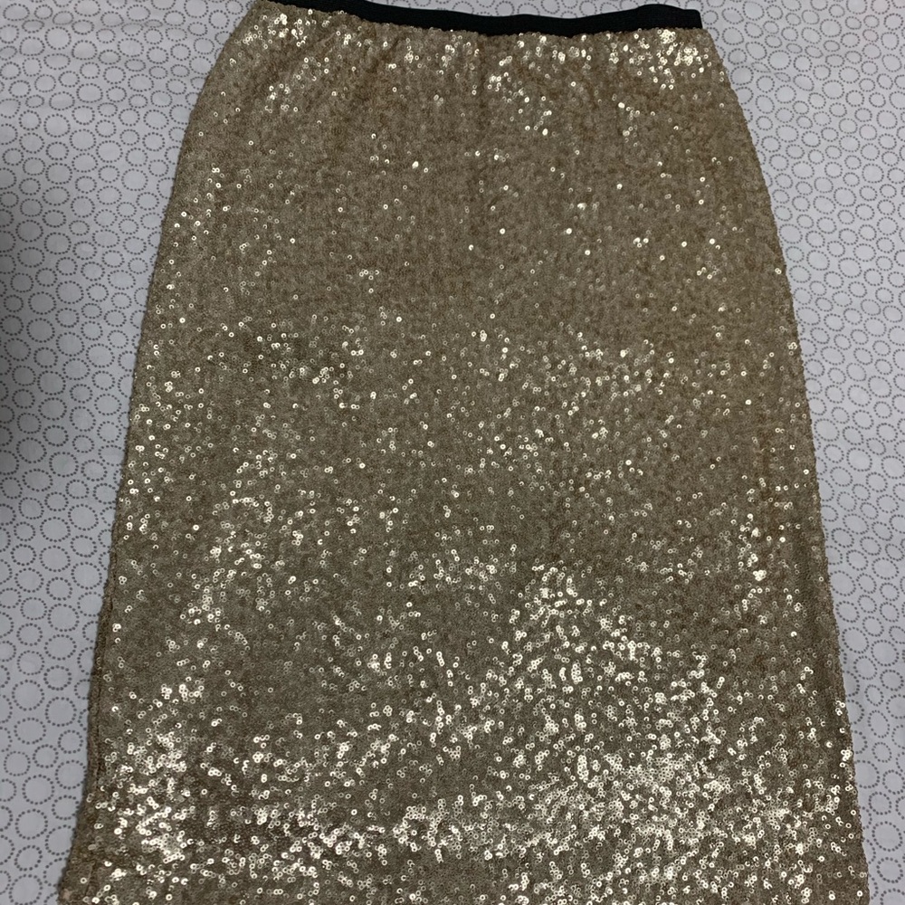 Gorgeous gold sequin holiday skirt